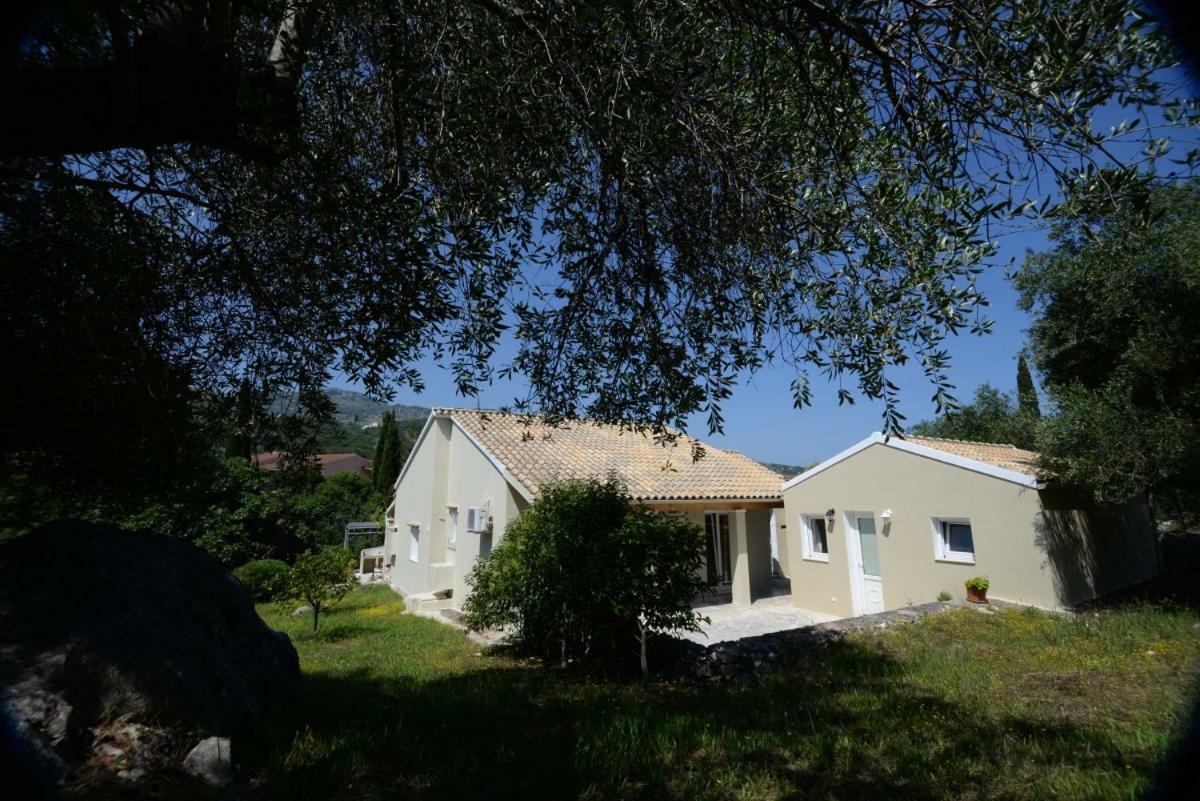 Villa The Olive Grove House à Kassiopi Extérieur photo